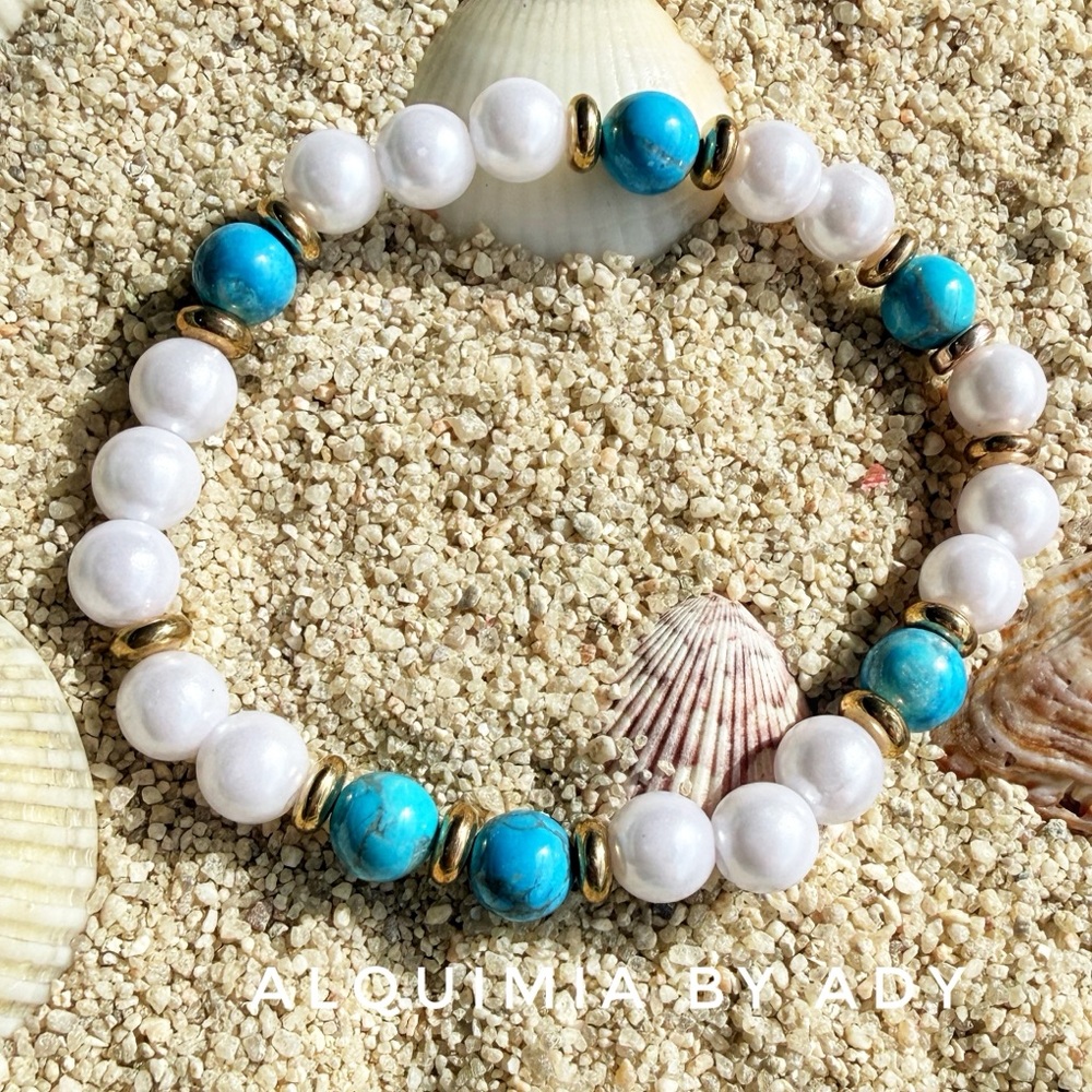 PEARL +Turquoise and Gold Bracelet